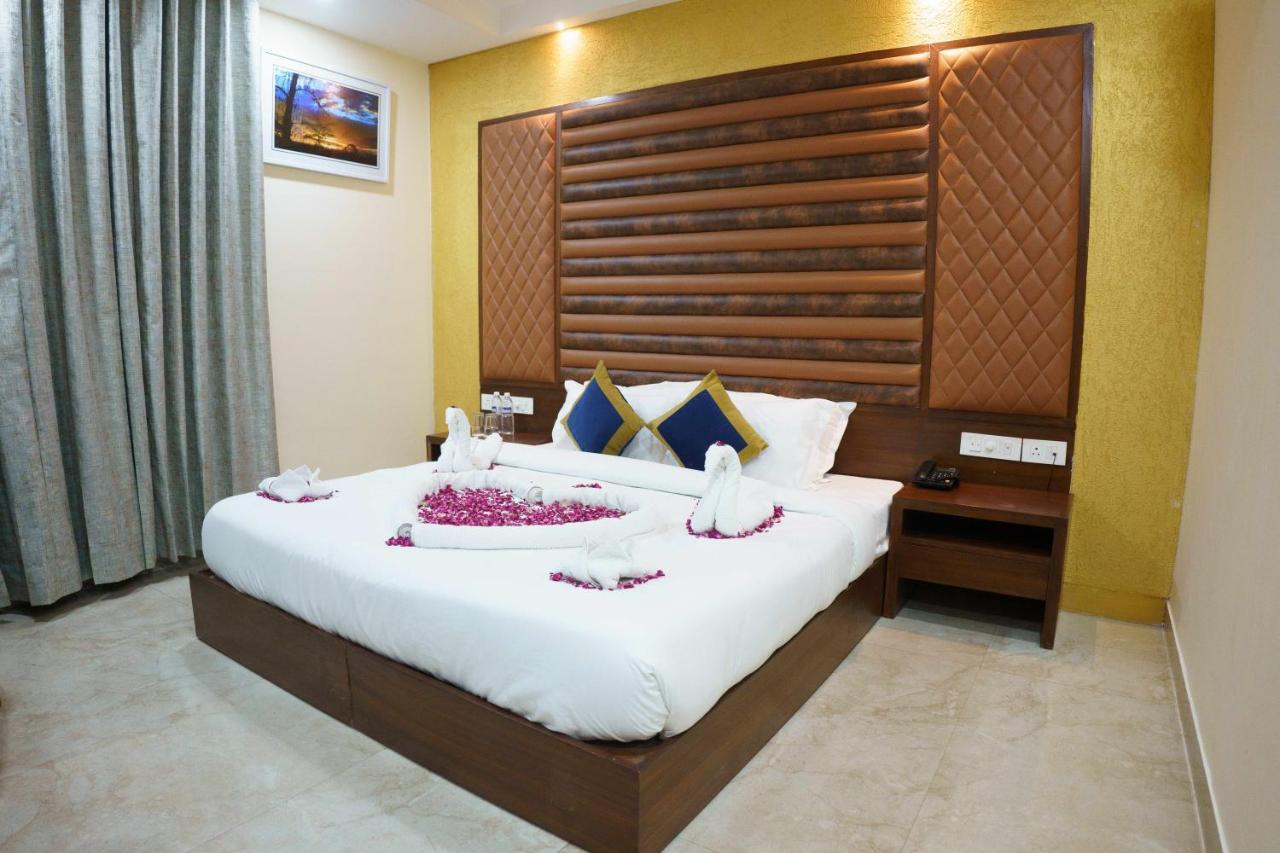 Hotel Vihaan Residency Zirakpur Eksteriør billede